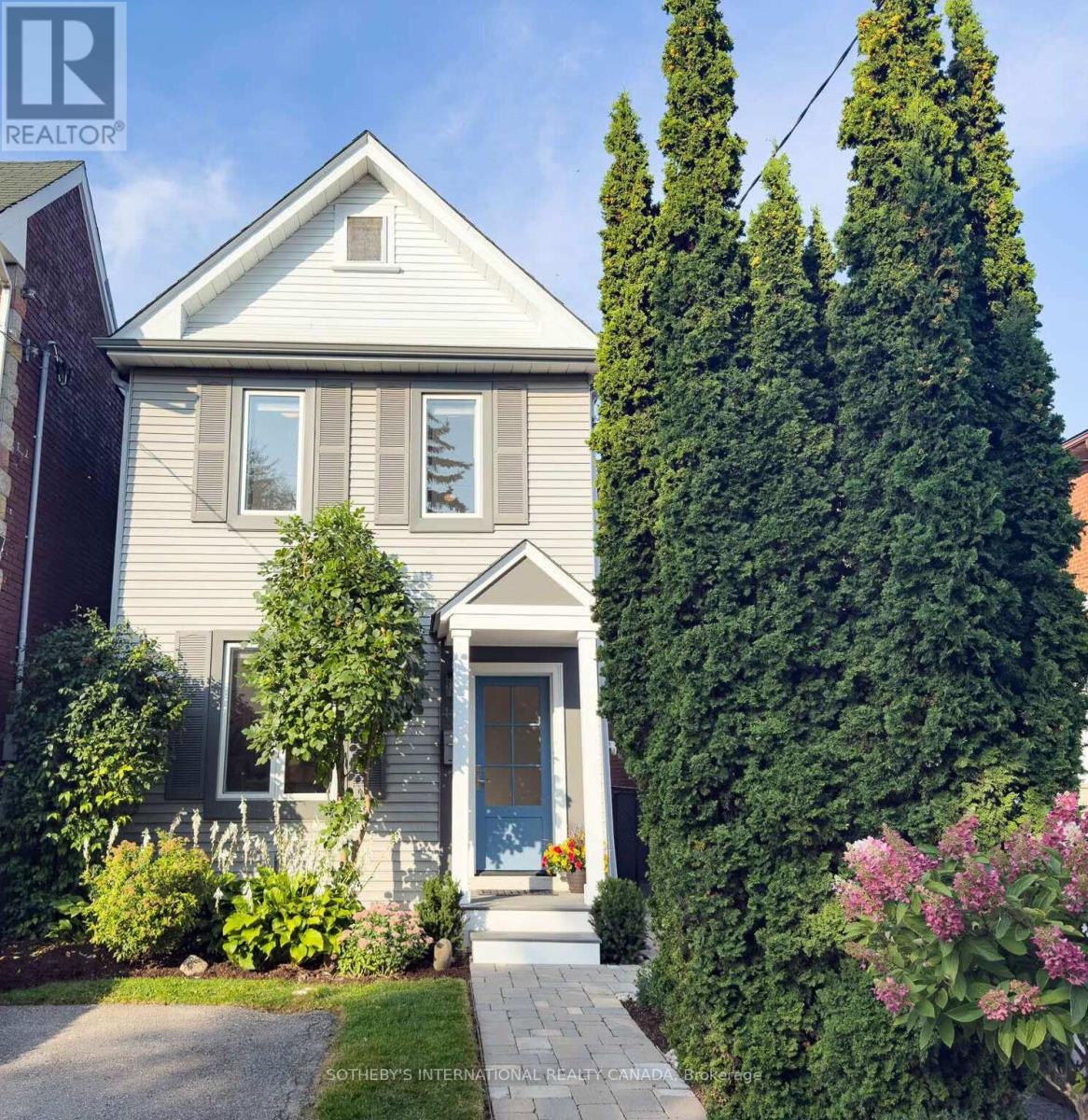 442 Salem Ave N, Toronto, ON M6H 3E1