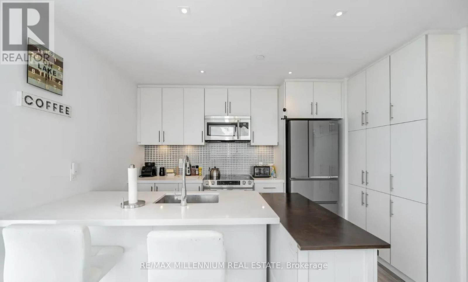 410 375 Sea Ray Ave, Innisfil, ON L9S 0N9