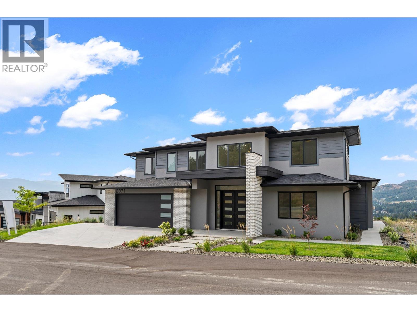 2871 Copper Ridge Dr, West Kelowna, BC V4T 0E7