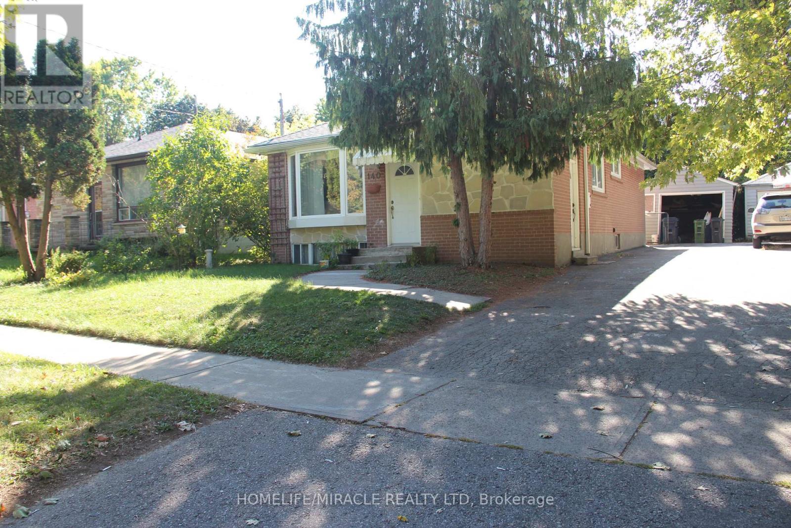 140 Porchester Dr, Toronto, ON M1J 2R7