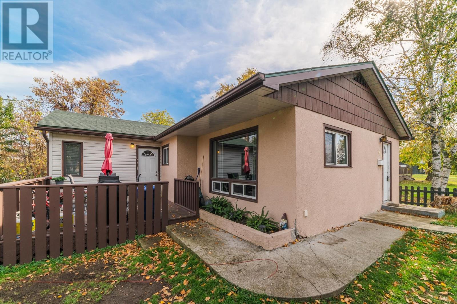 603 Sixth Ave S, Kenora, ON P9N 2C7