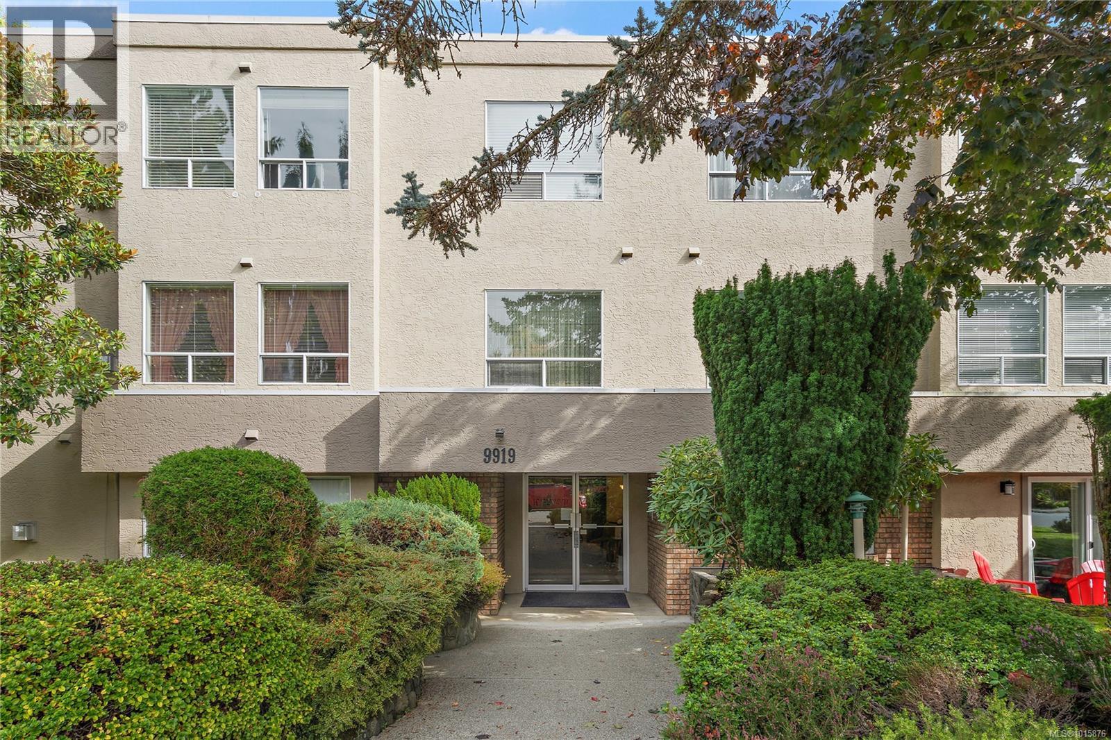 9919 Fourth St Unit 206 St, Sidney, BC V8L 2Z6