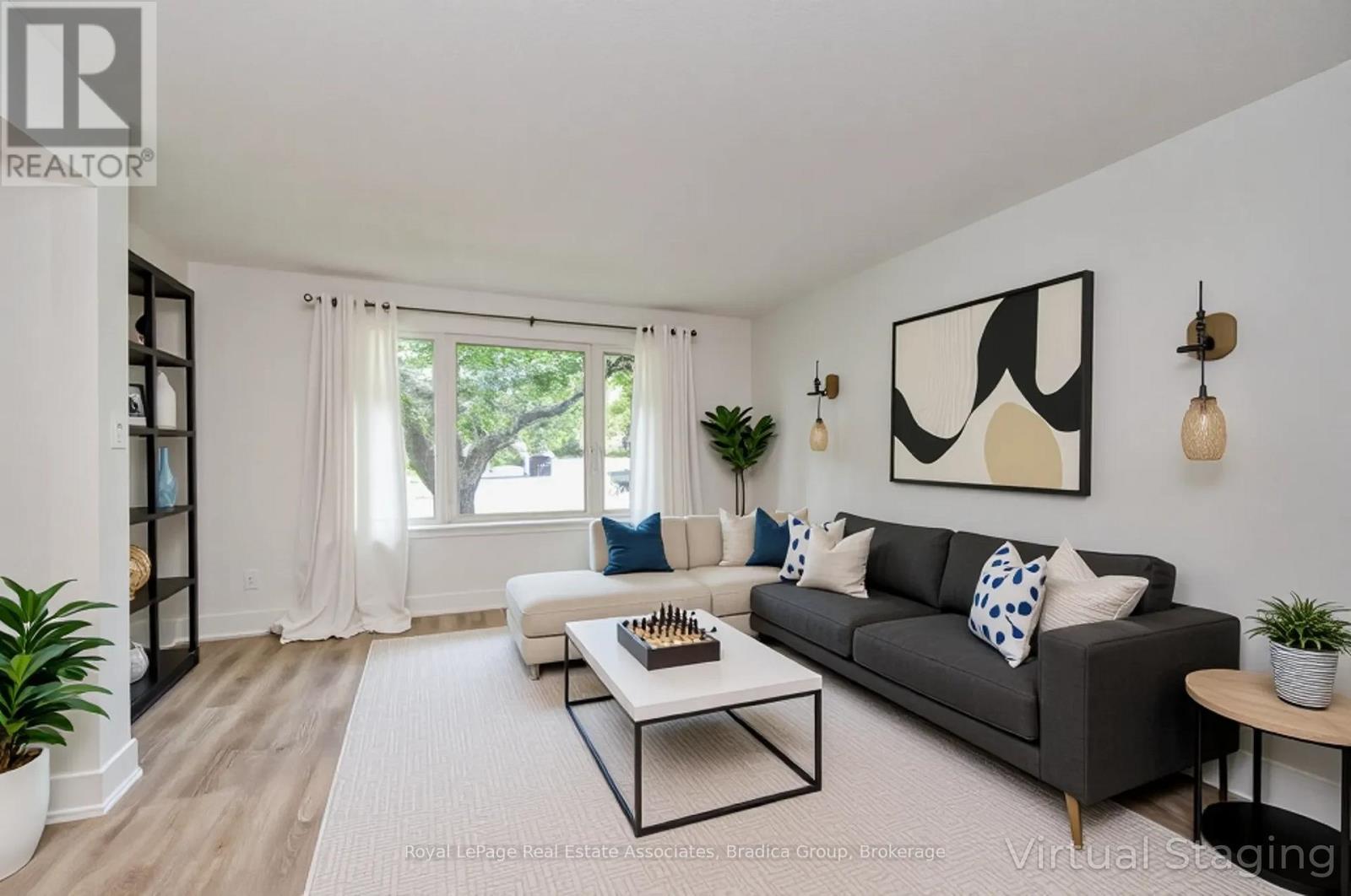 354 Southill Dr, Kitchener, ON N2A 2R1