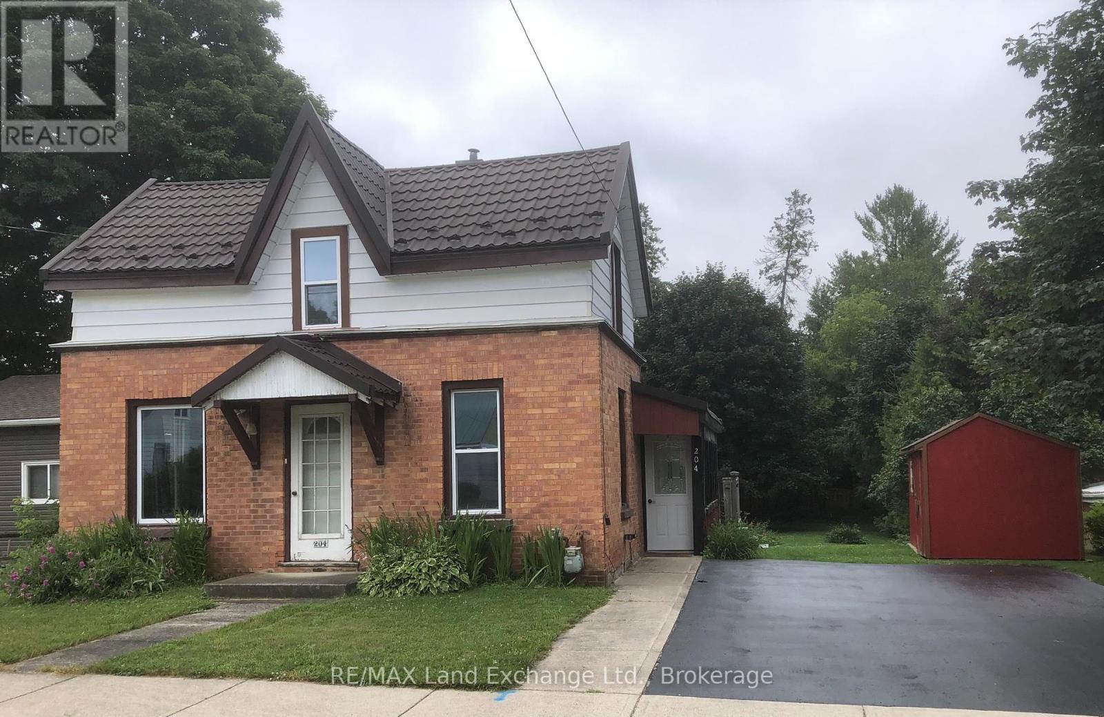 204 Amelia St, Brockton, ON N0G 2V0