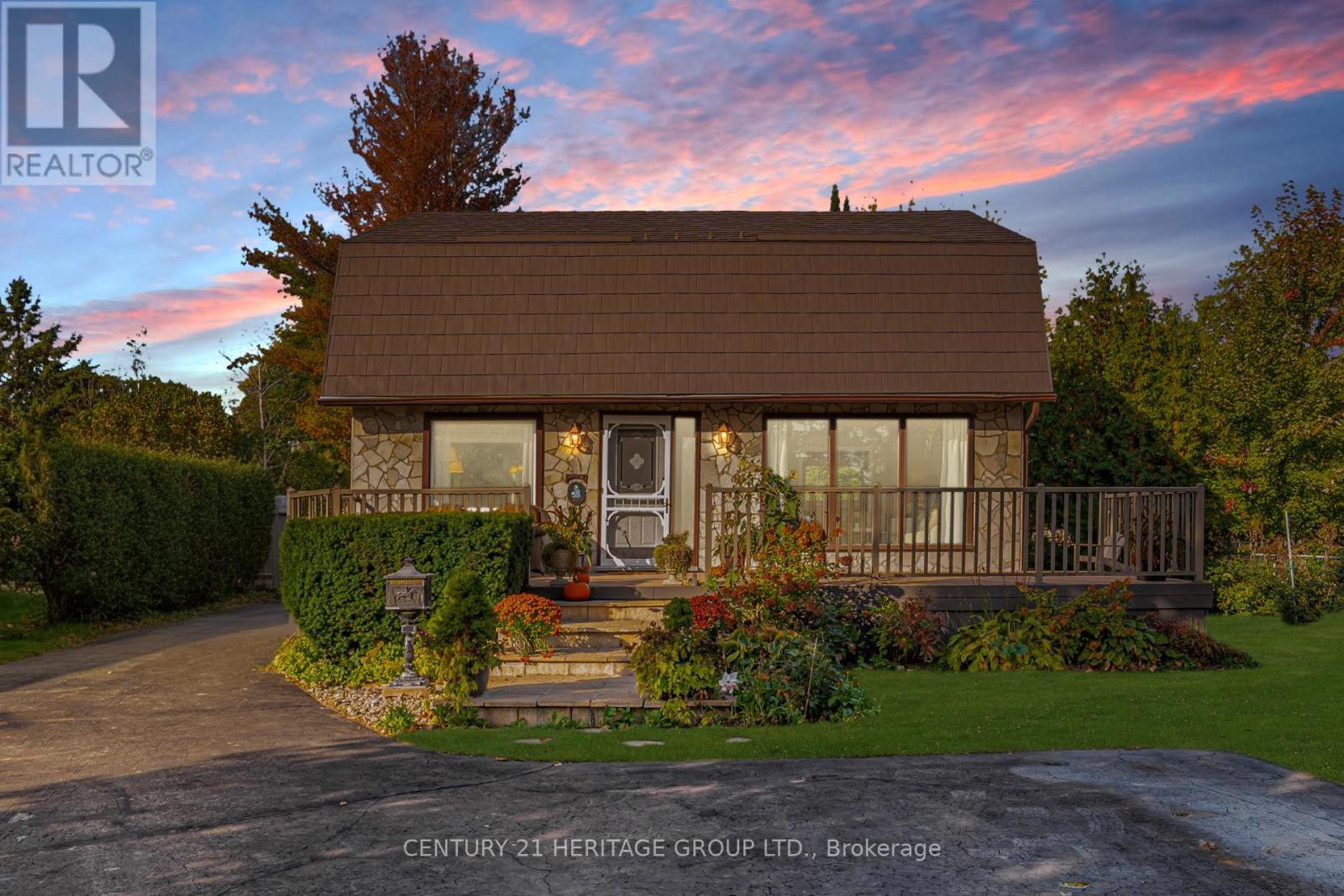 146 Sand Rd, East Gwillimbury, ON L9N 1H9
