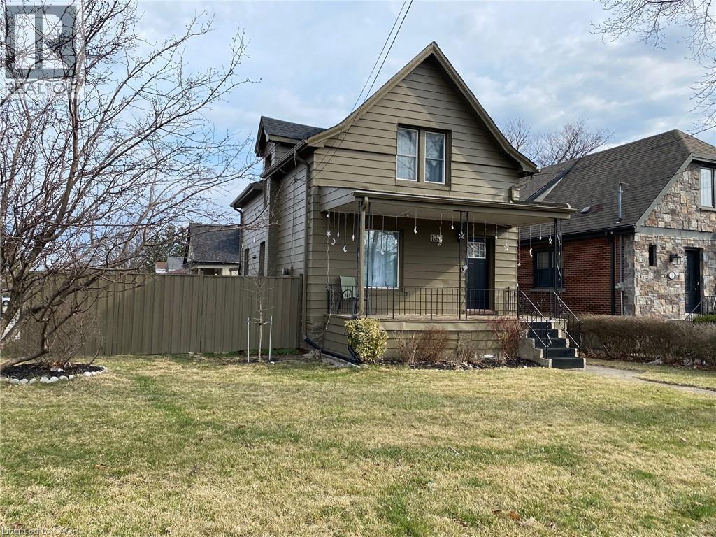 133 Fennell Ave E, Hamilton, ON L9A 1S2
