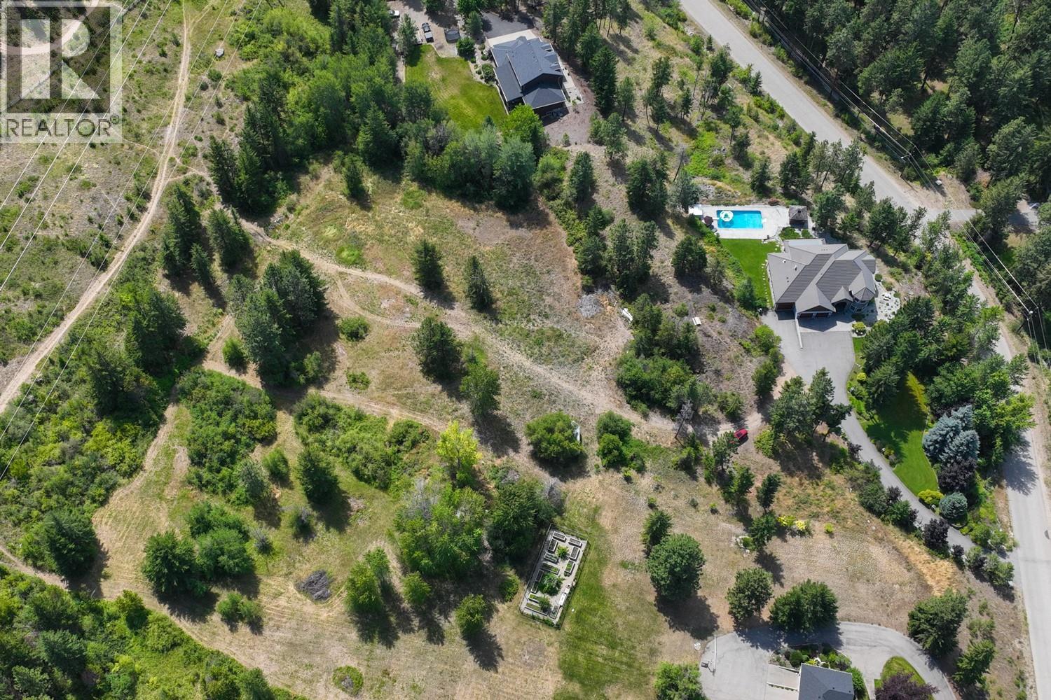 2615 Harvard Rd, Kelowna, BC V1W 4C2