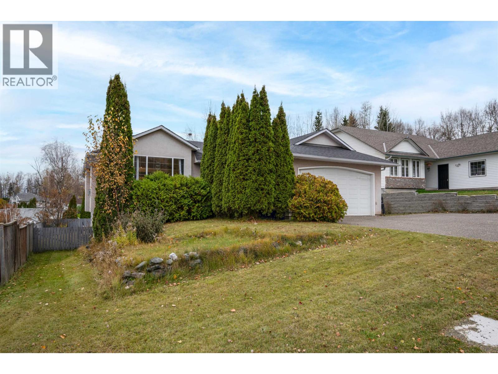 4371 Foster Rd, Prince George, BC V2N 5H9