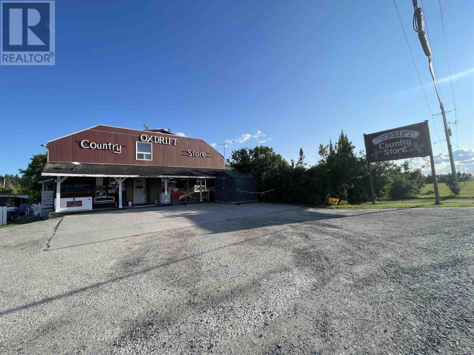 18808 Hwy 17, Oxdrift, ON P0V 2J0