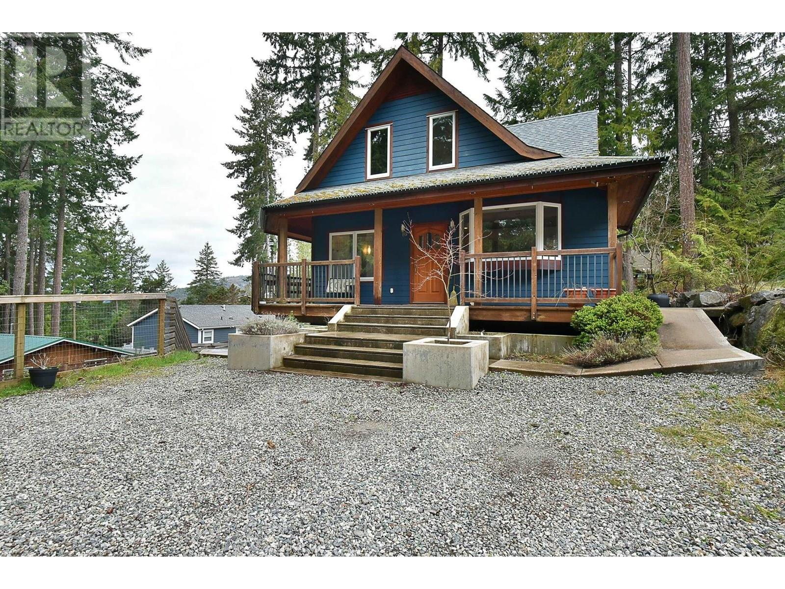 5062 Parkview Rd, Pender Harbour, BC V0N 2H1