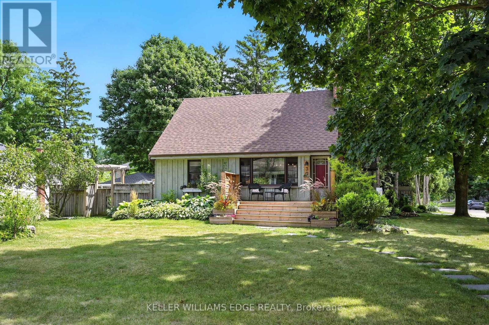 30 Elgin St, Hamilton, ON L0R 2H6