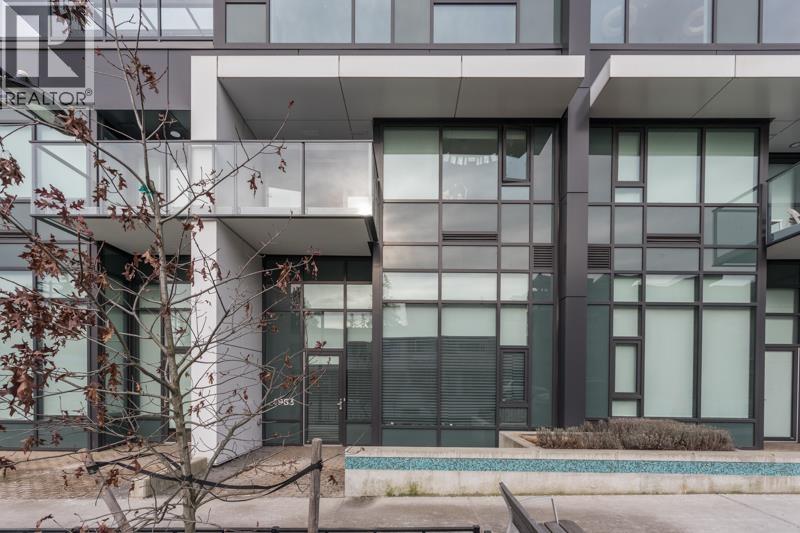 4983 Imperial St, Burnaby, BC V5H 0J8