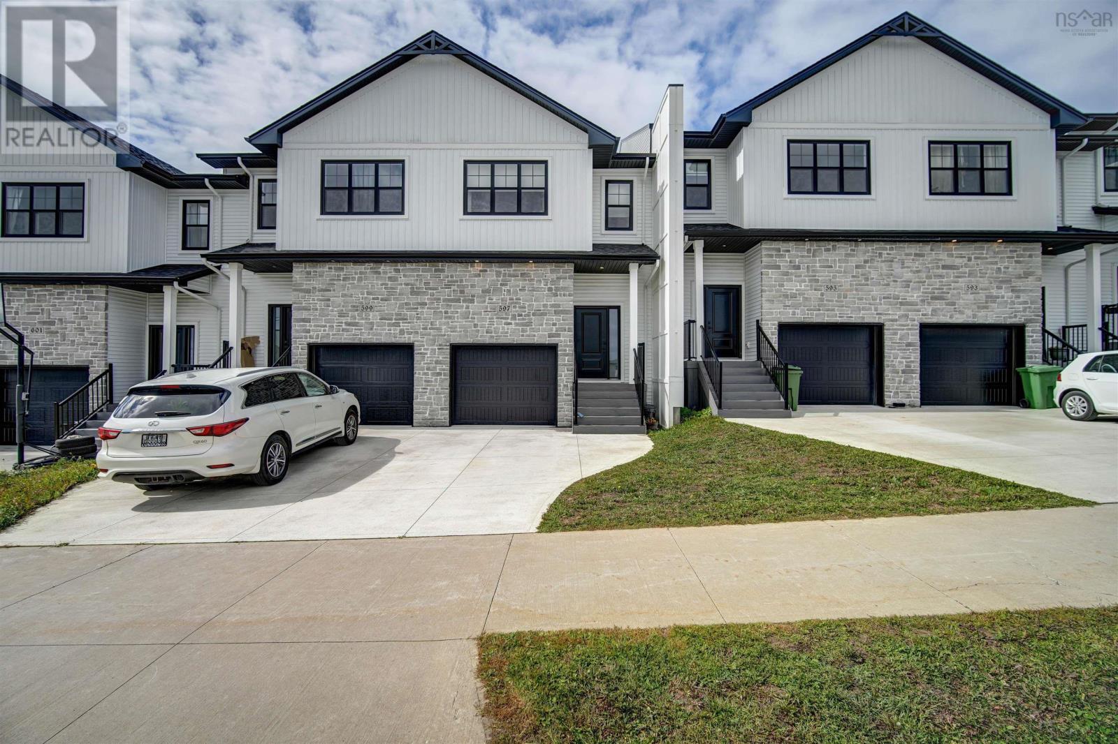 597 Cowie Hill Rd, Halifax, NS B3N 0E1