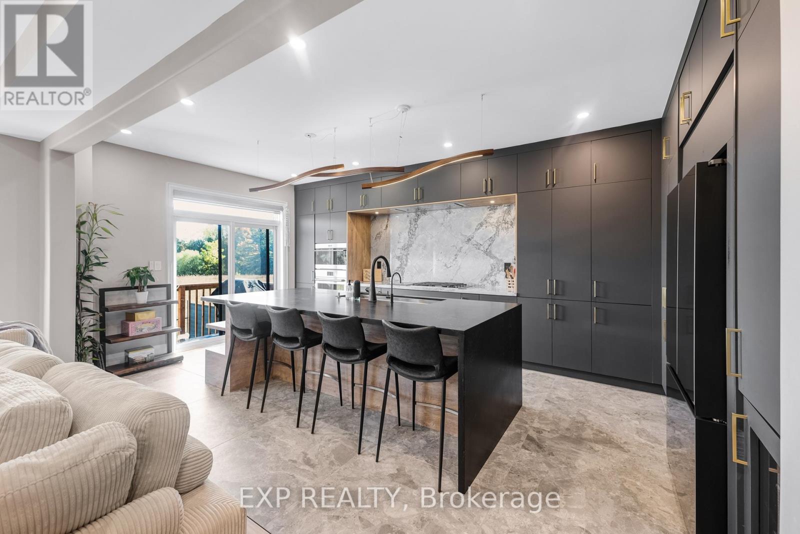 169 Bawden Dr, Richmond Hill, ON L4S 0M2