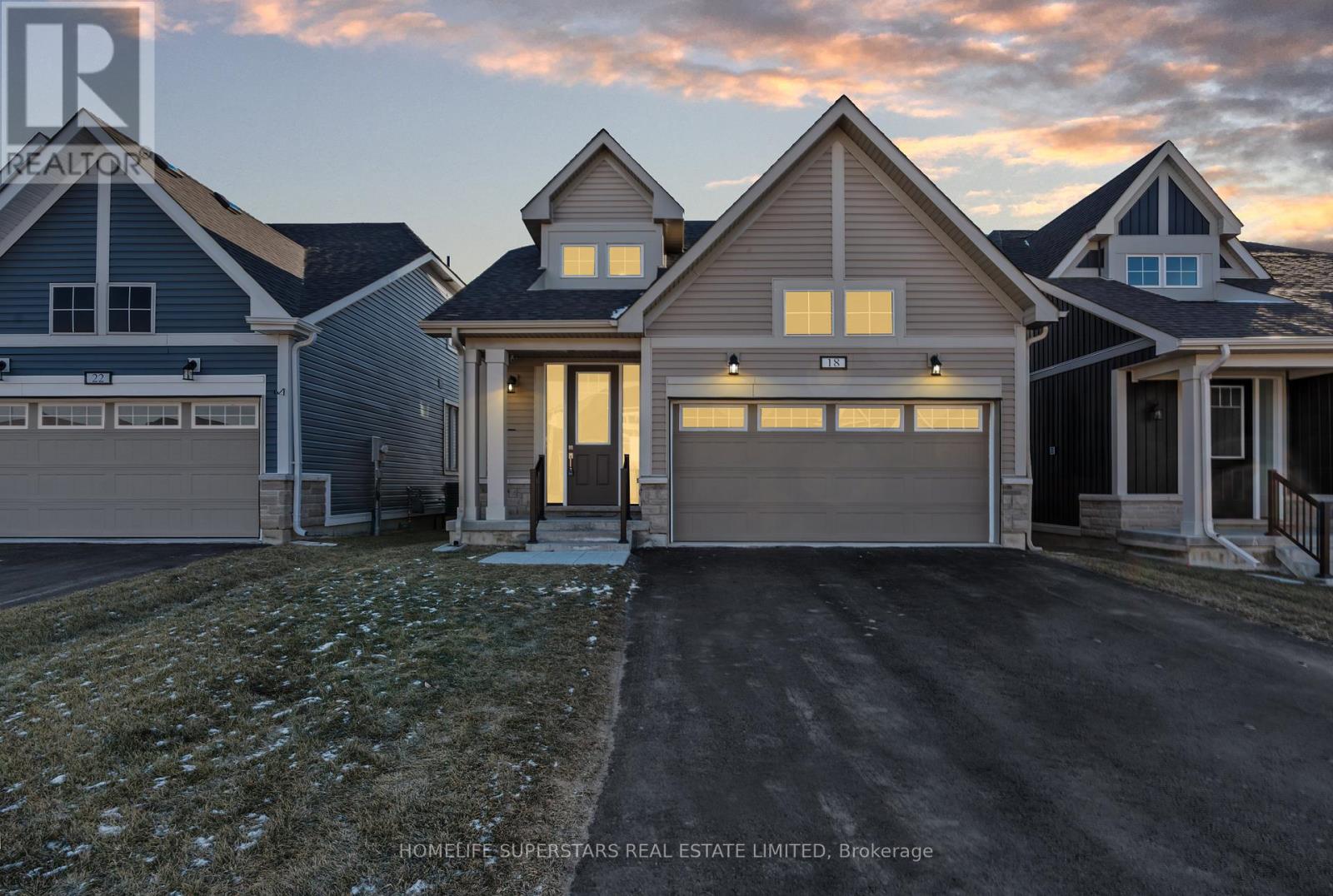 18 Oakmont Dr, Loyalist, ON K0H 1G0