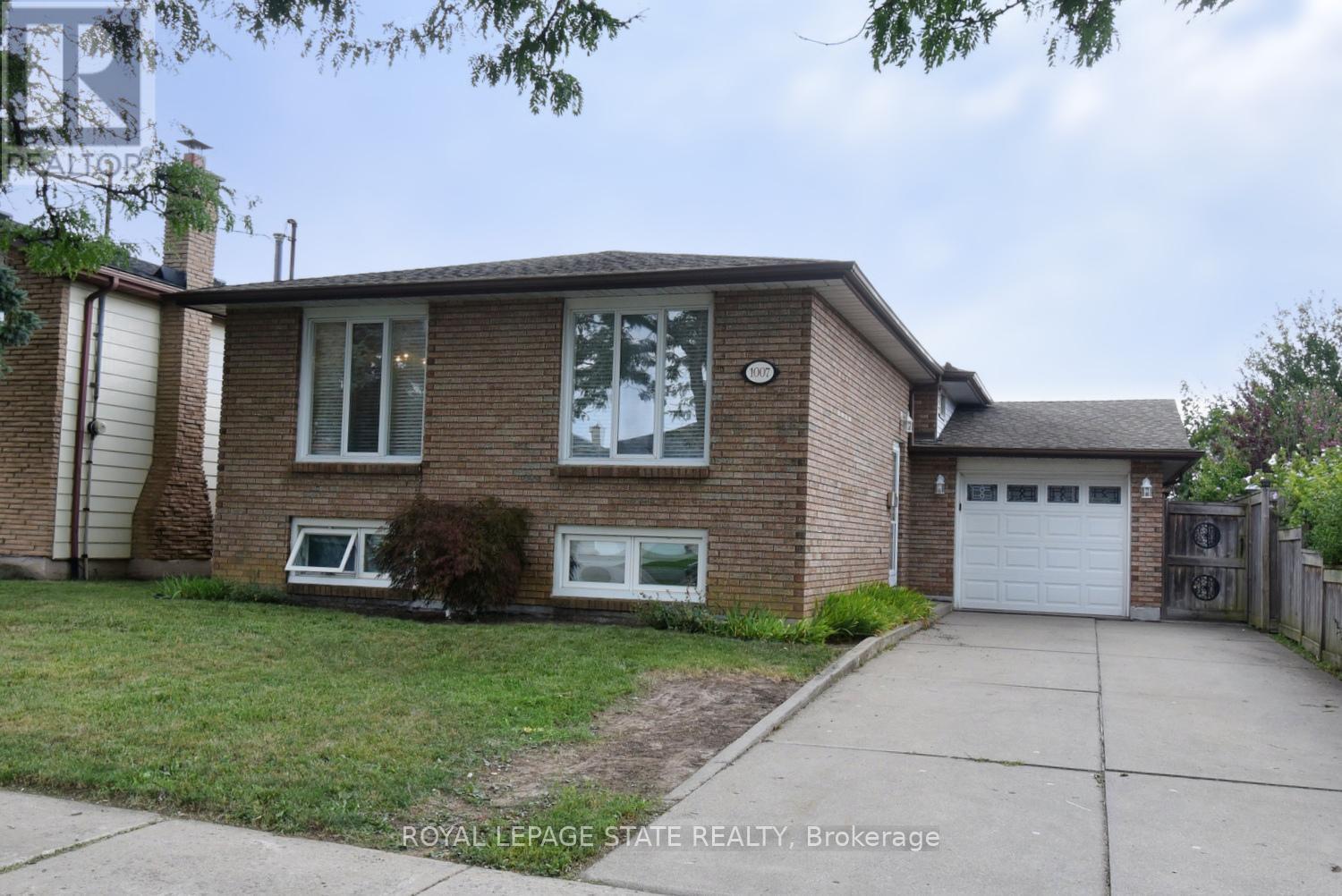 1007 Upper Sherman Ave, Hamilton, ON L8V 3N6