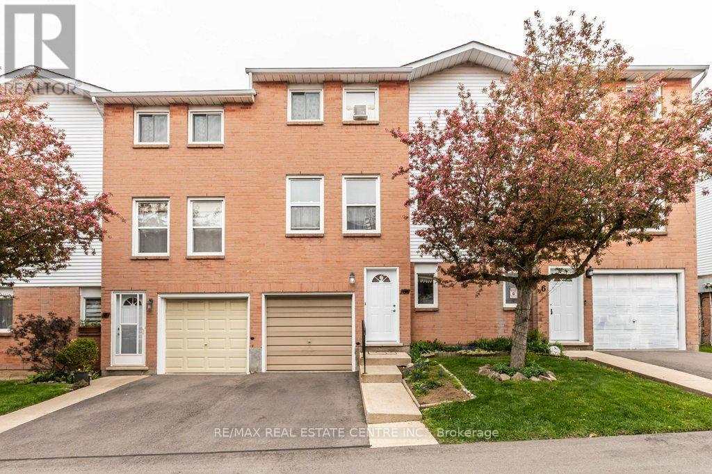 5 1255 Upper Gage Ave, Hamilton, ON L8W 3C7