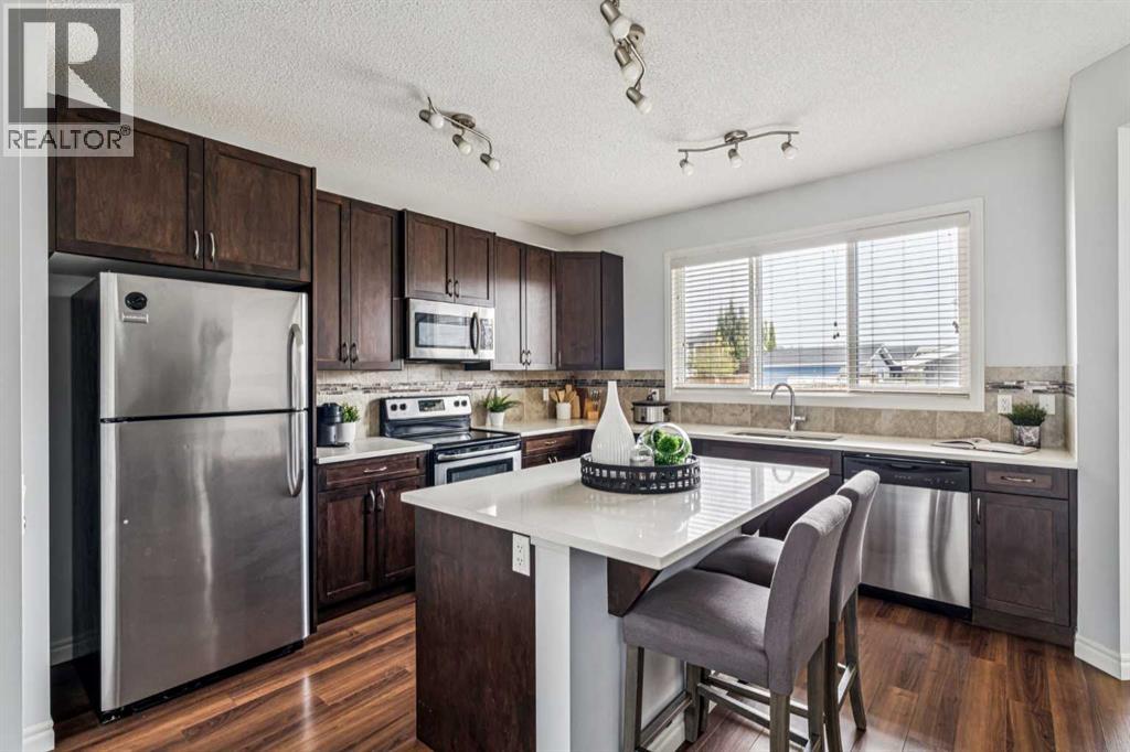 91 River Heights Grn, Cochrane, AB T4C 0Y4