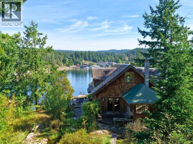 9836 Sevilla Is, Powell River, BC V0N 2G0