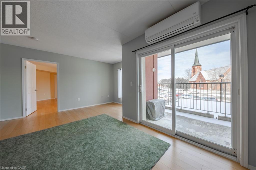 333 Lafontaine Road W Unit 208, Tiny, ON L9M 0H1