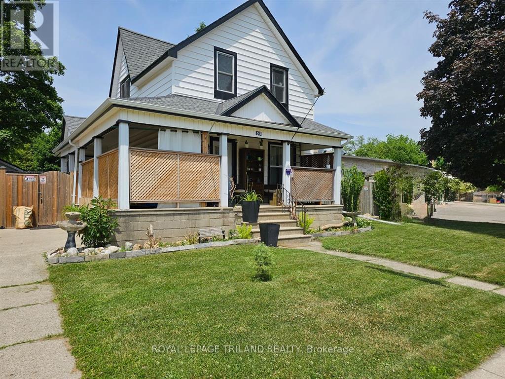 245 Sydenham St E, Aylmer, ON N5H 1M1