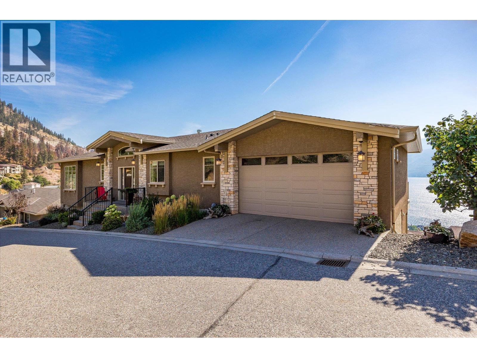 5165 Trepanier Bench Road Unit 205, Peachland, BC V0H 1X2