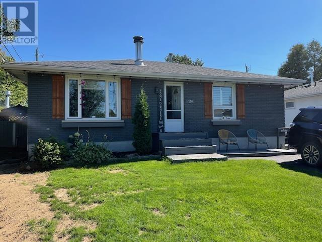 100 Glendale Cres, Thunder Bay, ON P7C 1N1