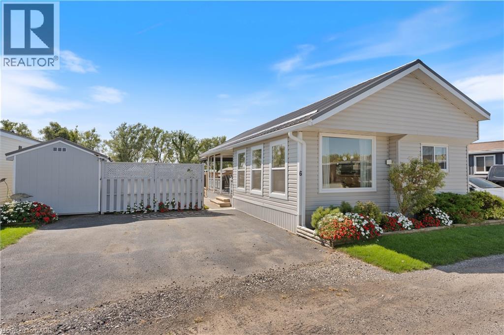 92 Clubhouse Road Unit 6, Turkey Point, ON N0E 1T0