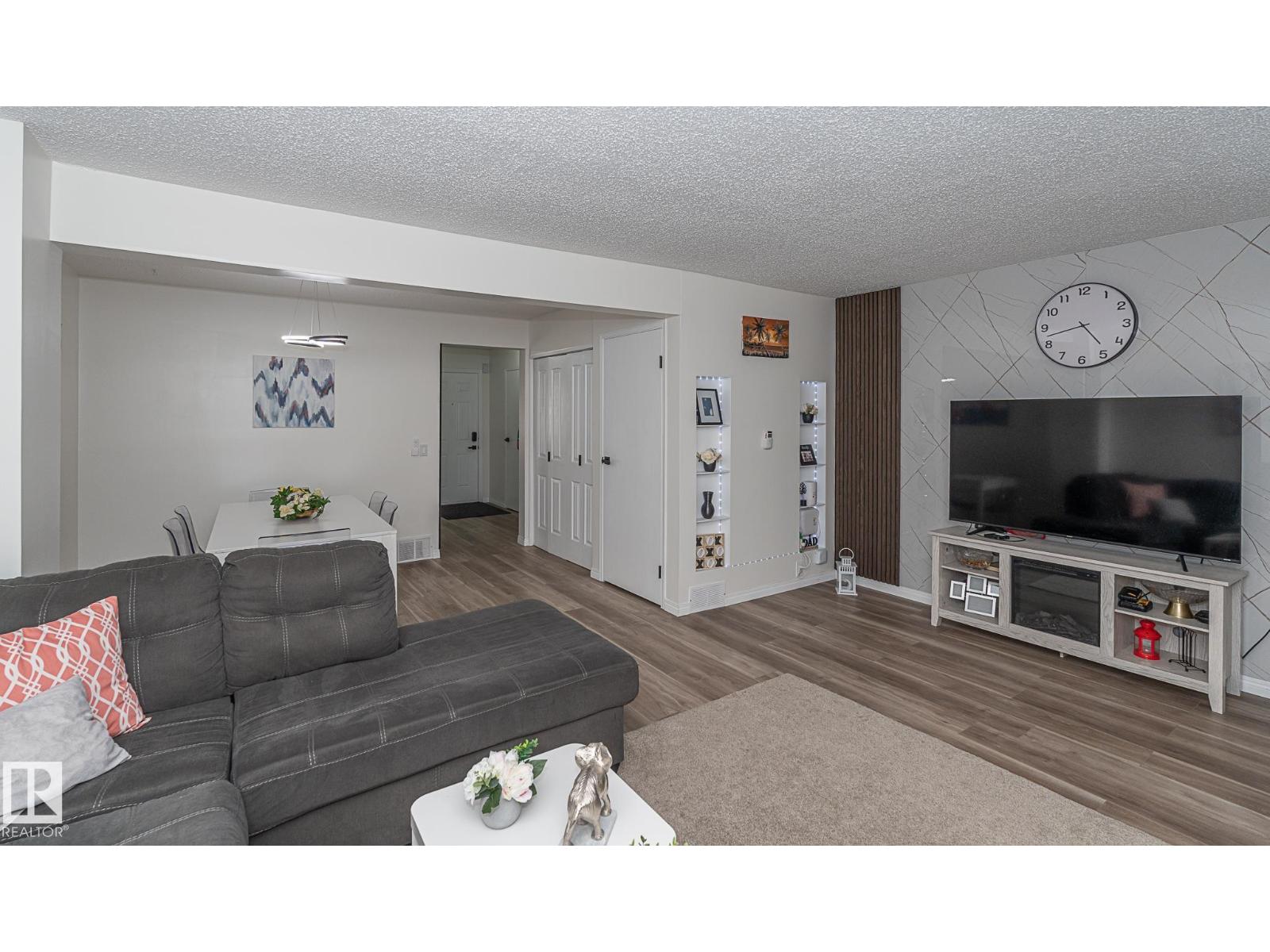 13833 30 Street Northwest #unit 43, Edmonton, AB T5Y 2B2