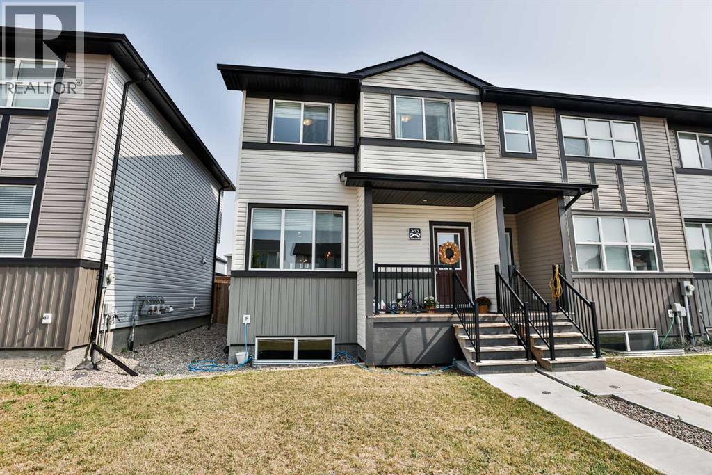 363 Mildred Dobbs Blvd N, Lethbridge, AB T1H 7H1