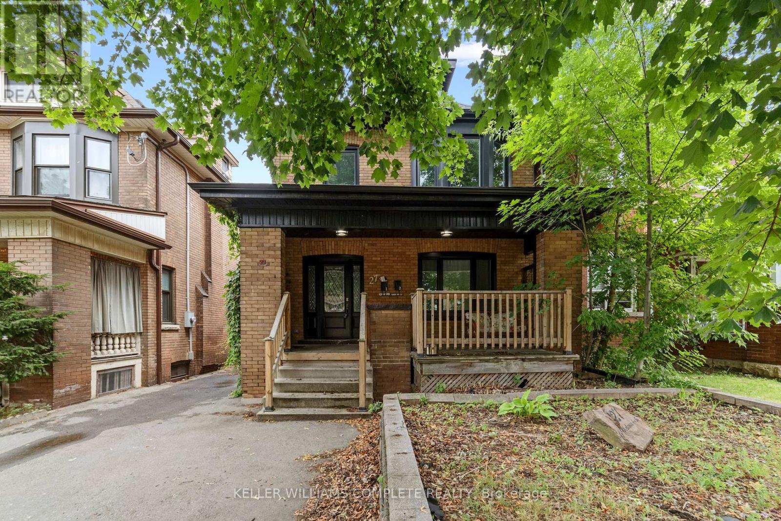 27 Melrose Ave S, Hamilton, ON L8M 2Y4
