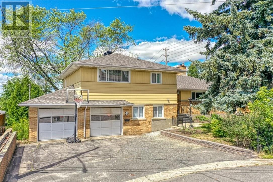 651 Shields St, Sudbury, ON P3E 3W3