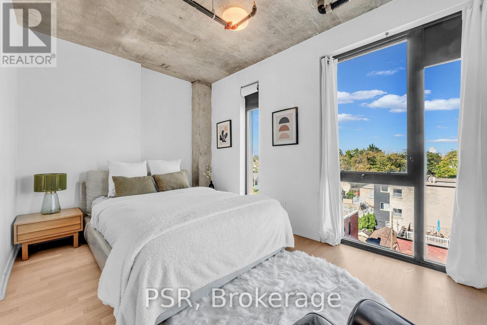 502 109 Wolseley St, Toronto, ON M6J 1K1