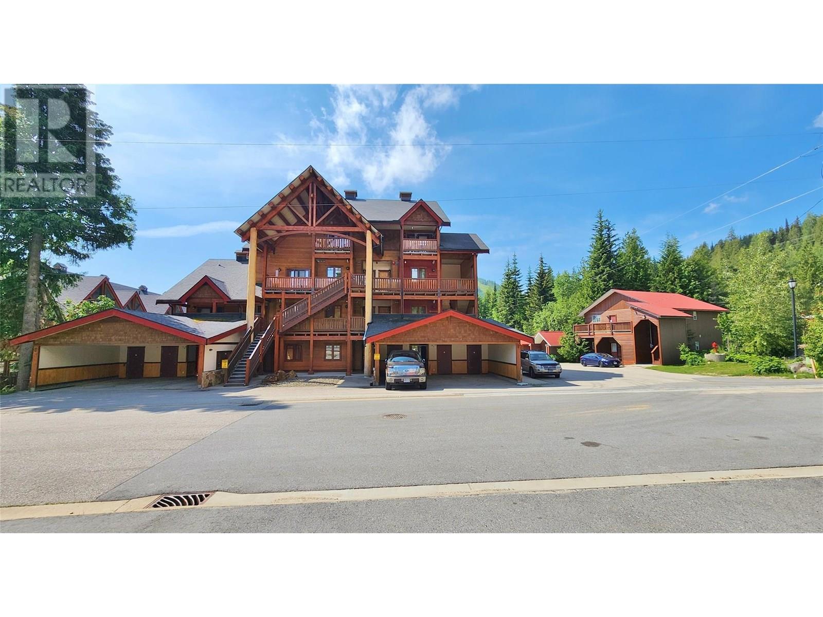 1080 Olaus Way Unit 3a, Rossland, BC V0G 1Y0