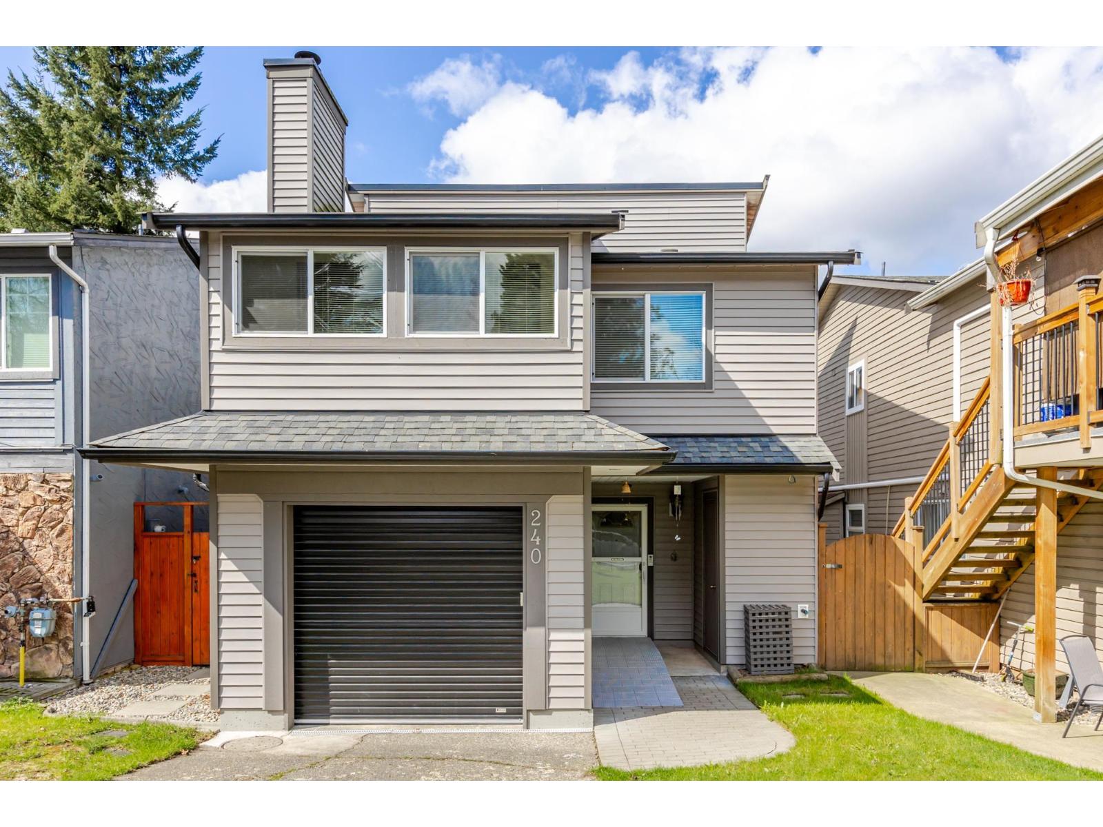 240 Davis Cres, Langley, BC V4W 3K7