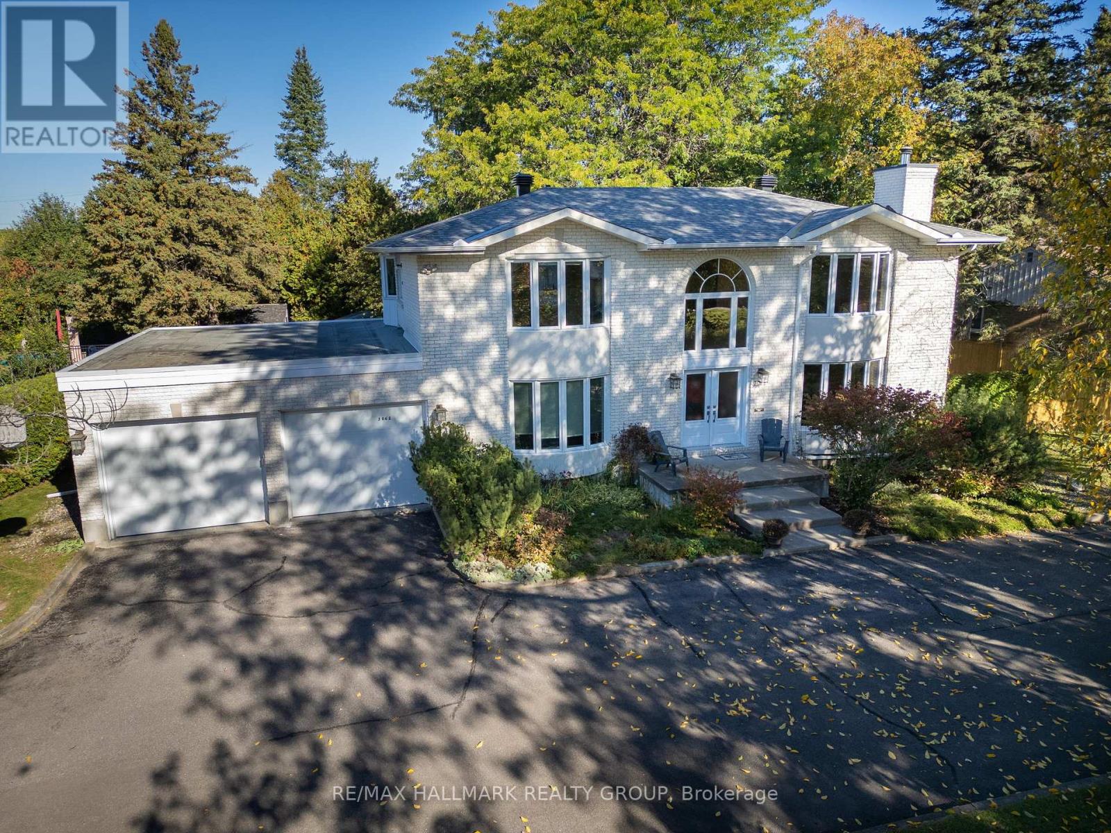 3062 Upper Otterson Pl, Ottawa, ON K1V 7B6