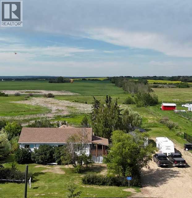 24 Main St, Ardley, AB T0M 0V0