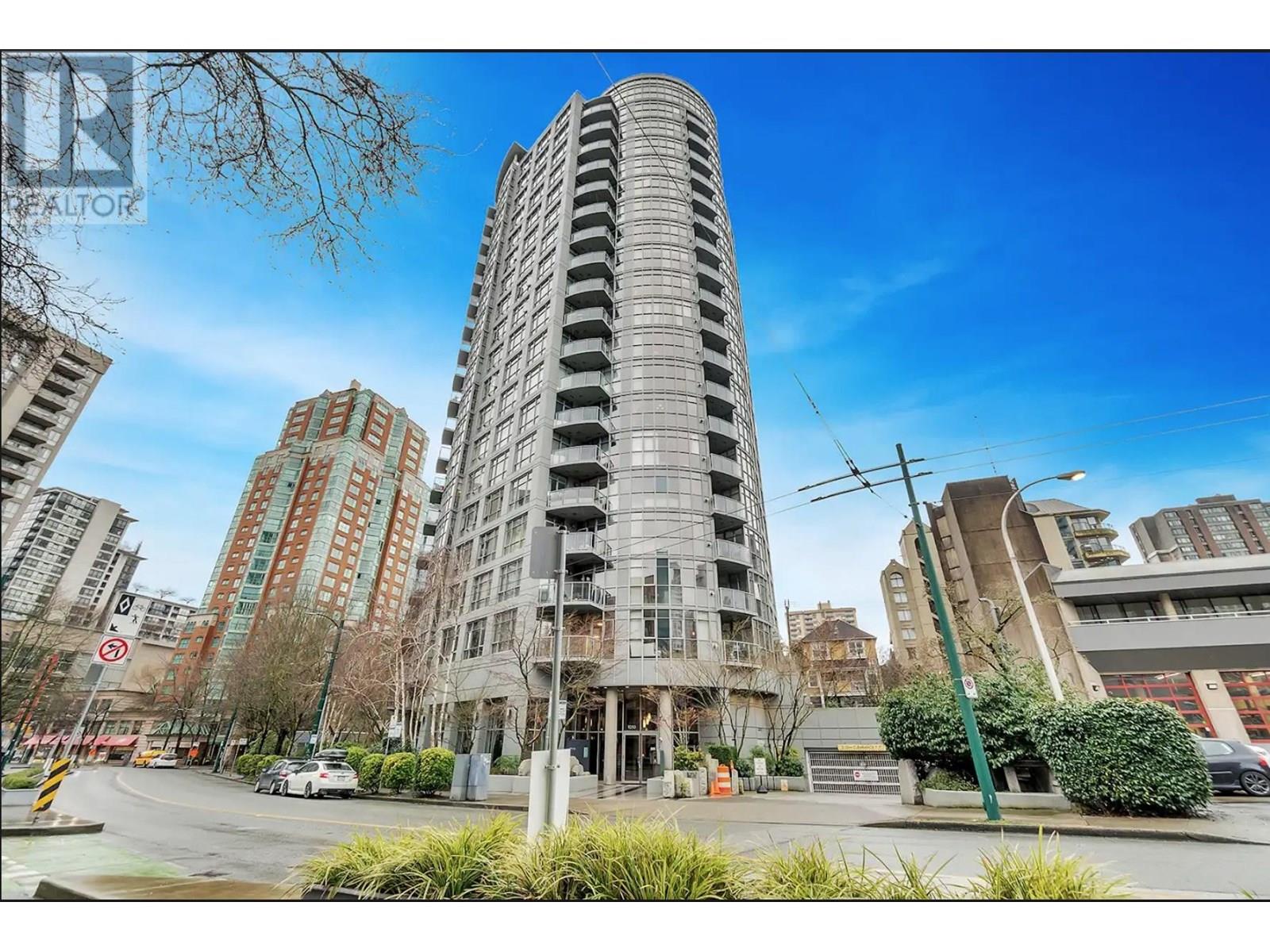 1050 Smithe Street Unit 1907, Vancouver, BC V6E 4T4