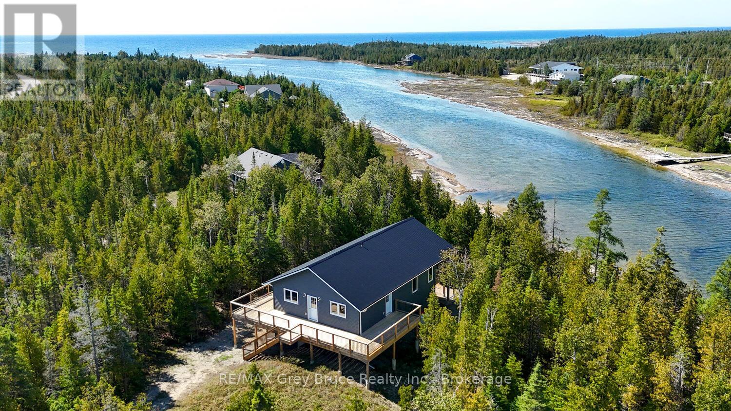 38 Bay Shore Ave S, Northern Bruce Peninsula, ON N0H 2R0
