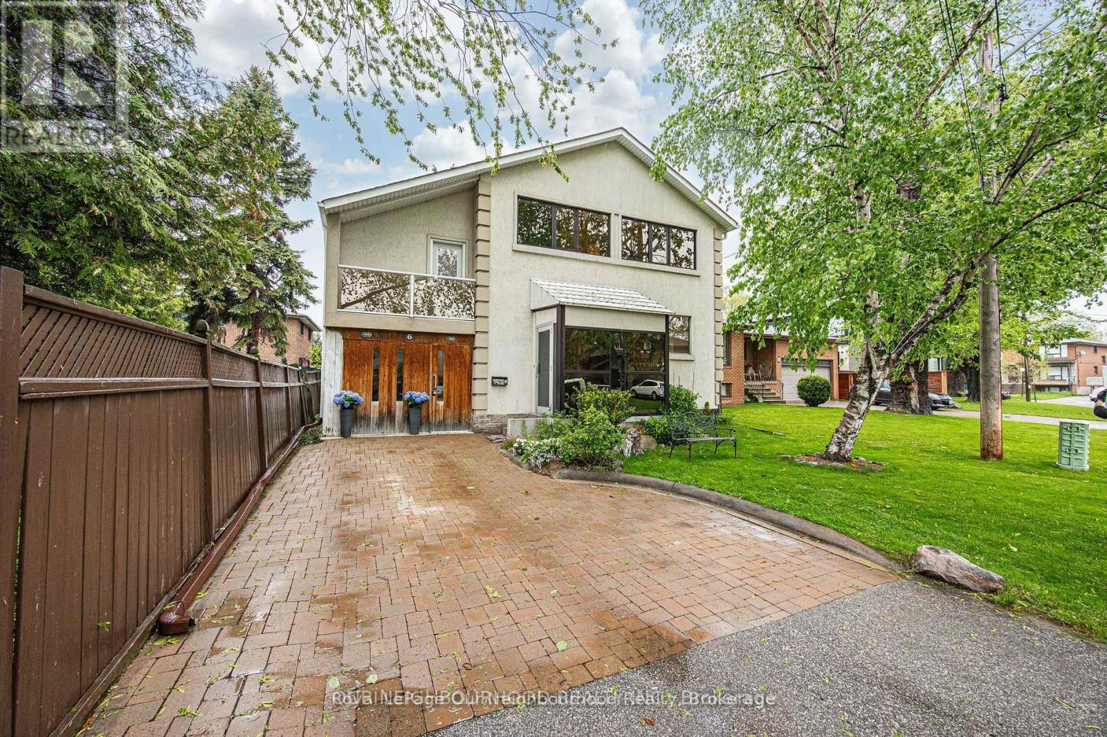 6 Enfield Ave, Toronto Alderwood, ON M8W 1T7
