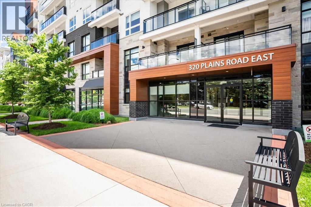 320 Plains Road E Unit 211, Burlington, ON L7T 0C1