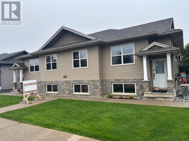 1325 James St S, Thunder Bay, ON P7E 0B1