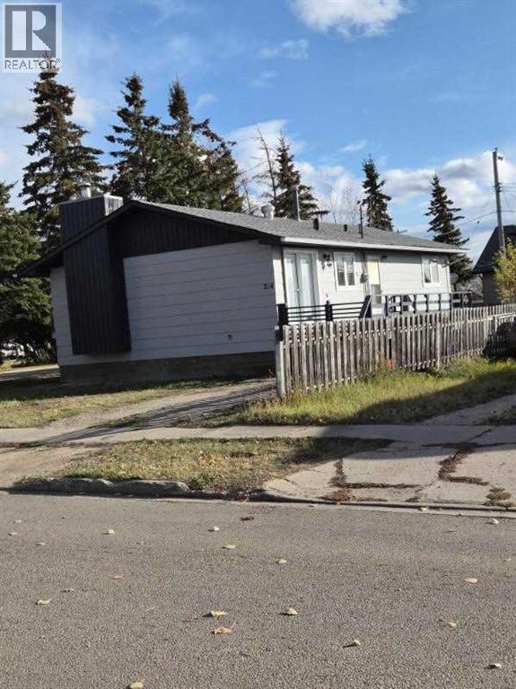 7 Street Unit 214, Beaverlodge, AB T0H 0C0