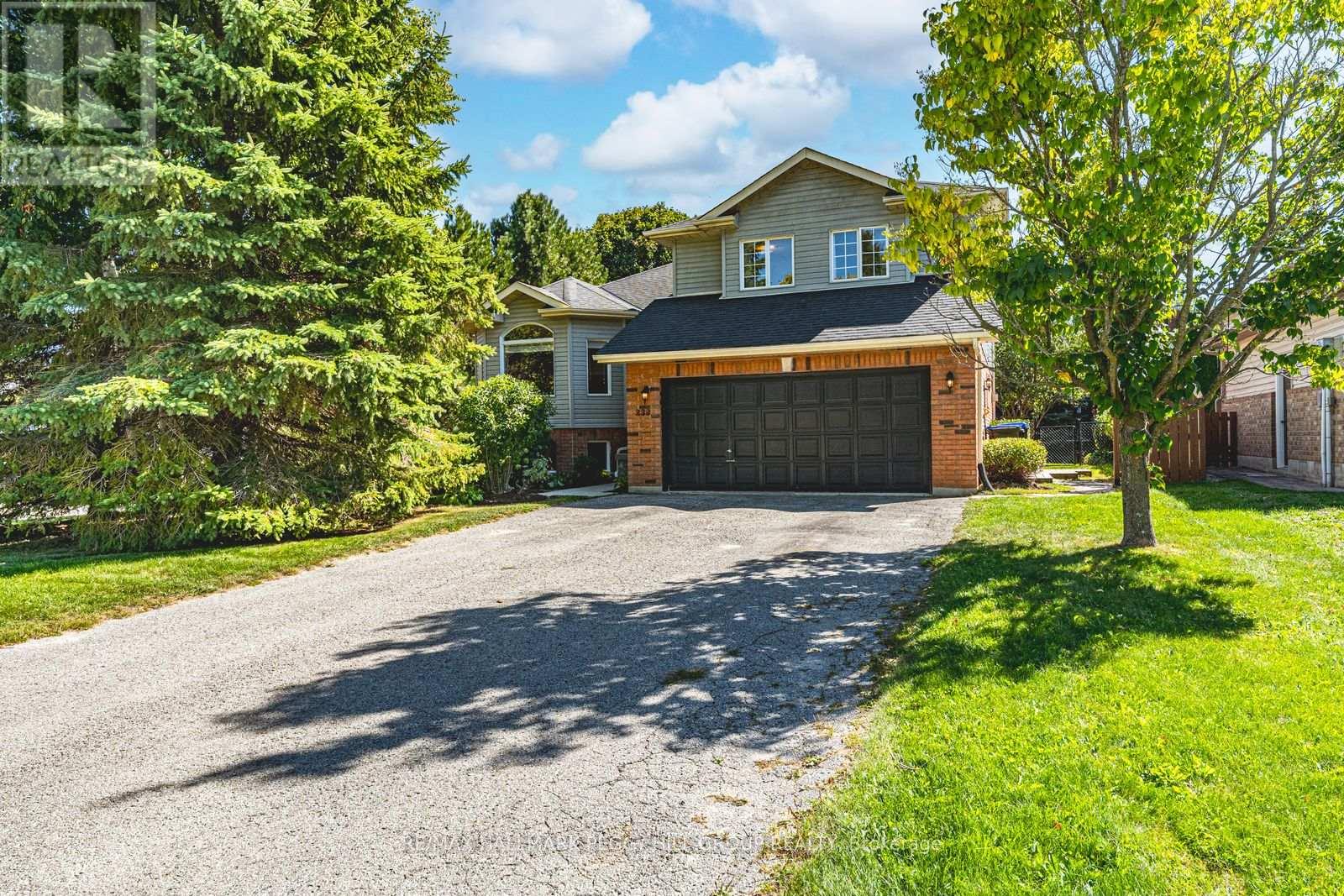 239 Simcoe St, Clearview, ON L0M 1S0