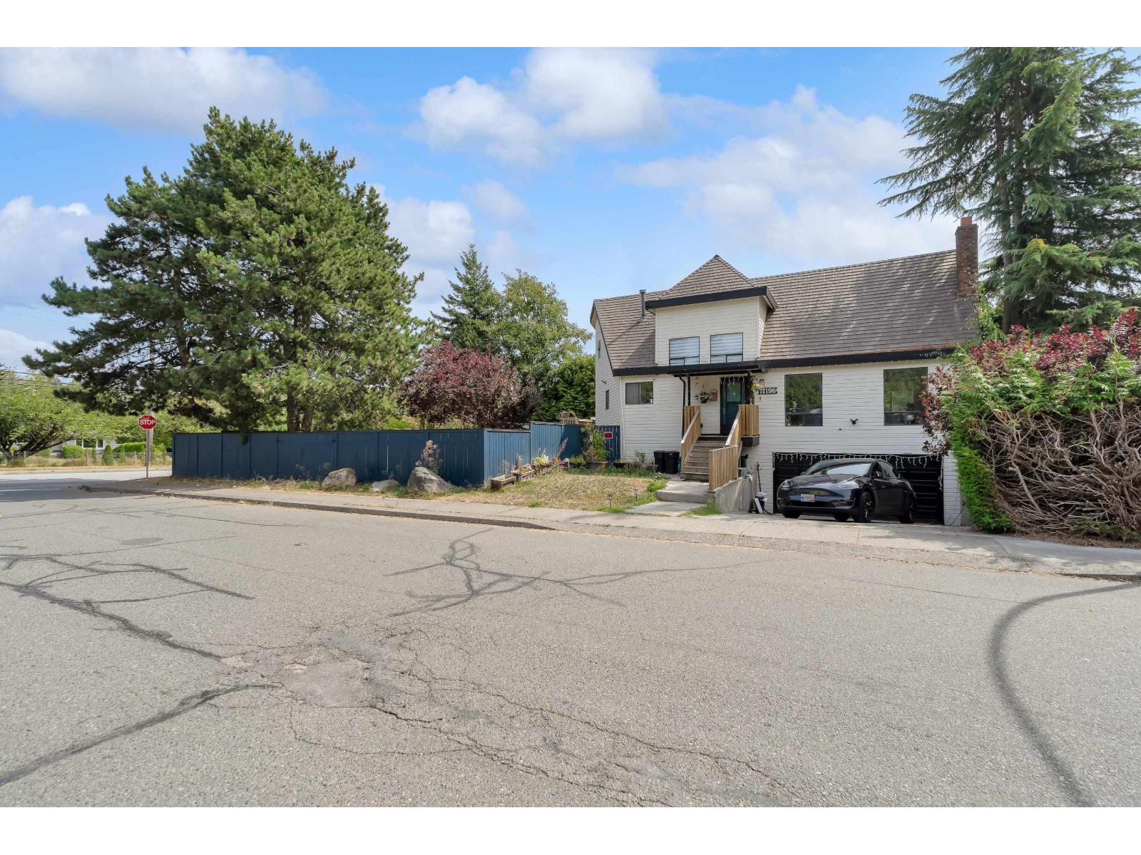 11196 Monroe Dr, Delta, BC V4C 7T4