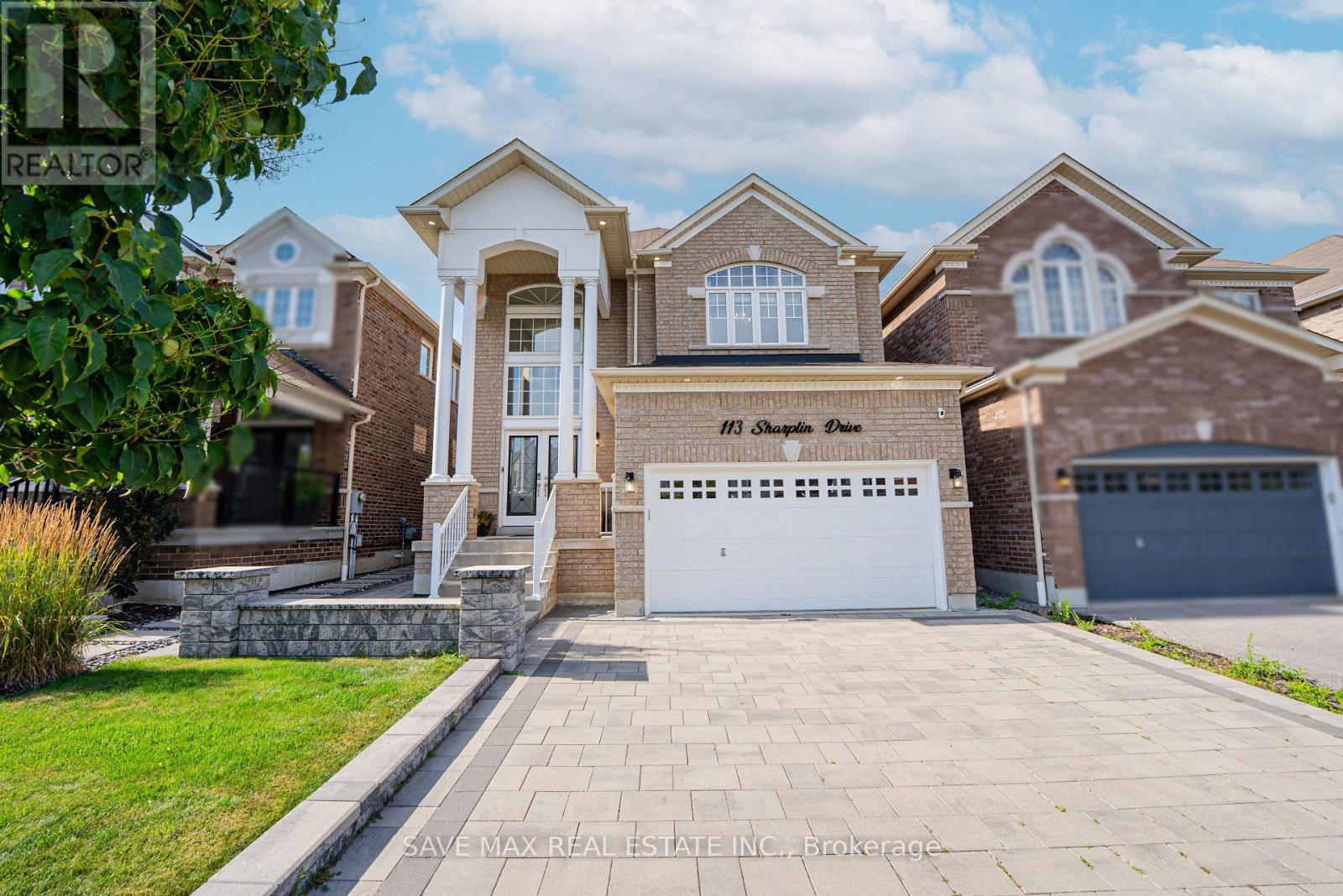 113 Sharplin Dr, Ajax, ON L1Z 0C6
