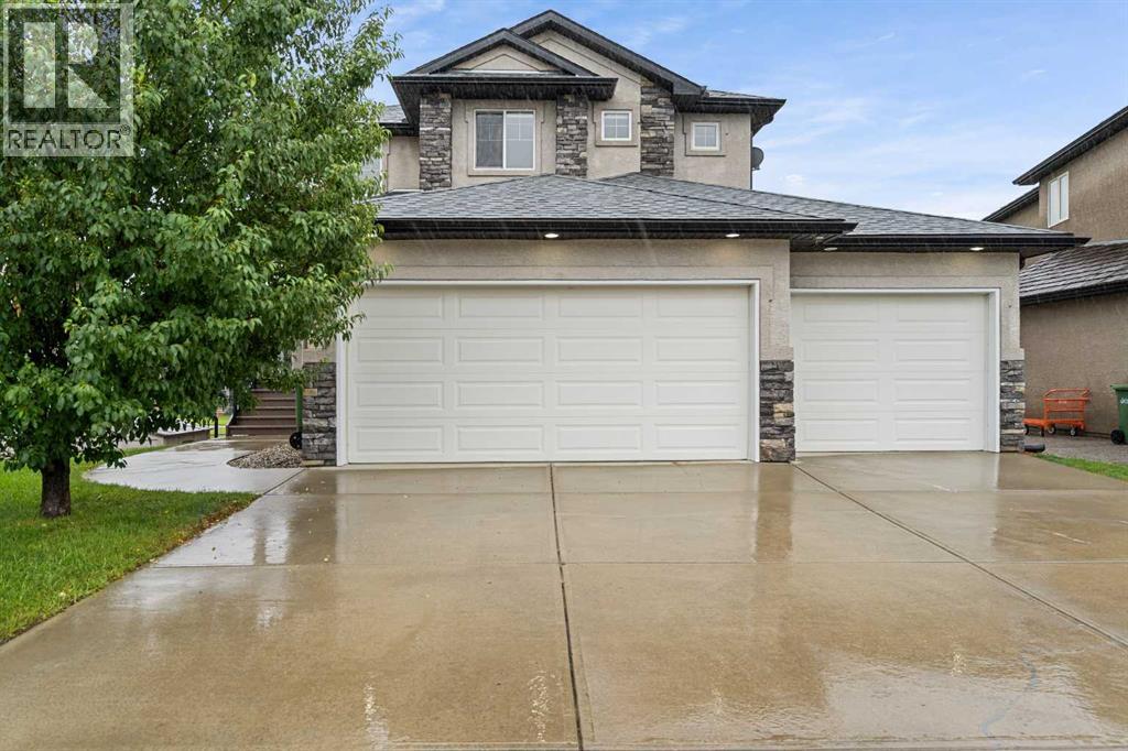 151 Cove Close, Chestermere, AB T1X 1V4