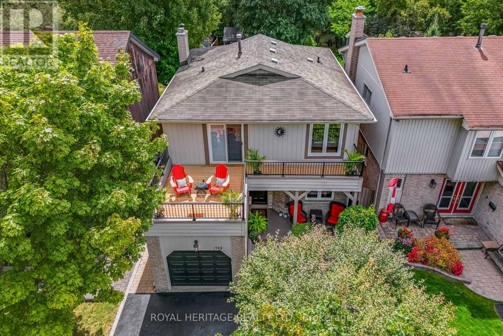 1742 Shadybrook Dr, Pickering Amberlea, ON L1V 3A5