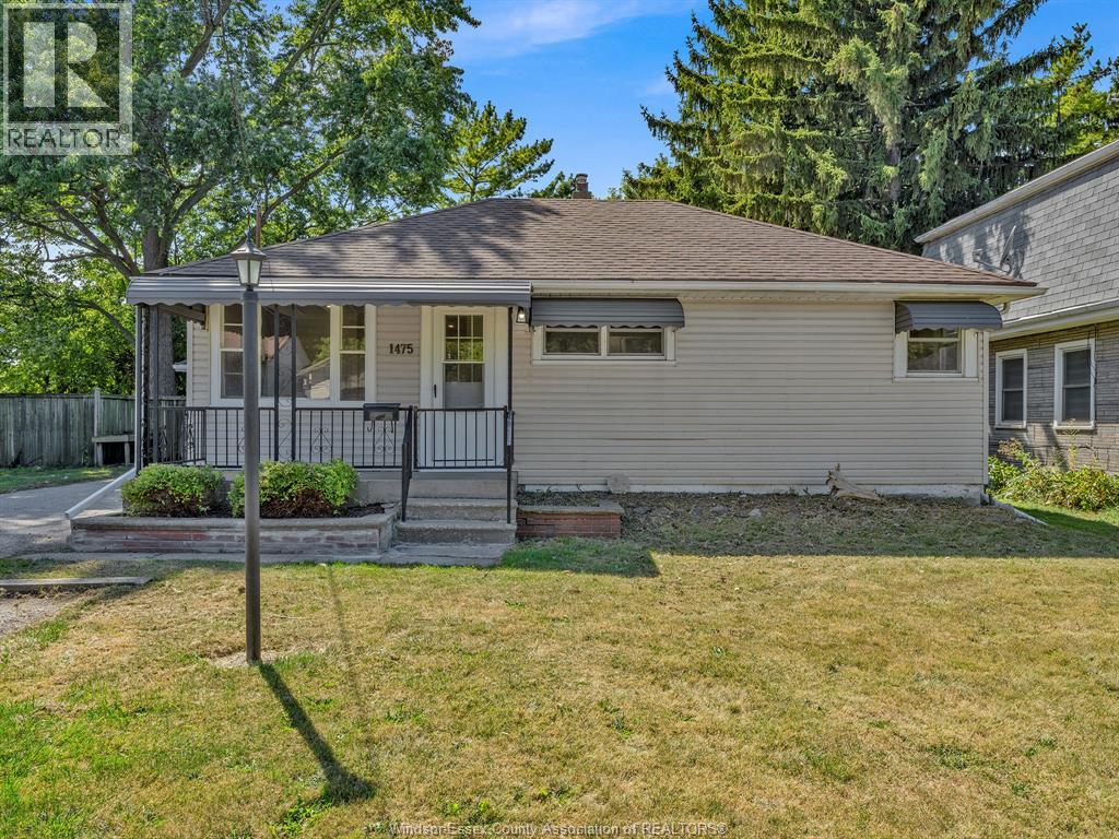 1475 Everts Ave, Windsor, ON N9B 3E2