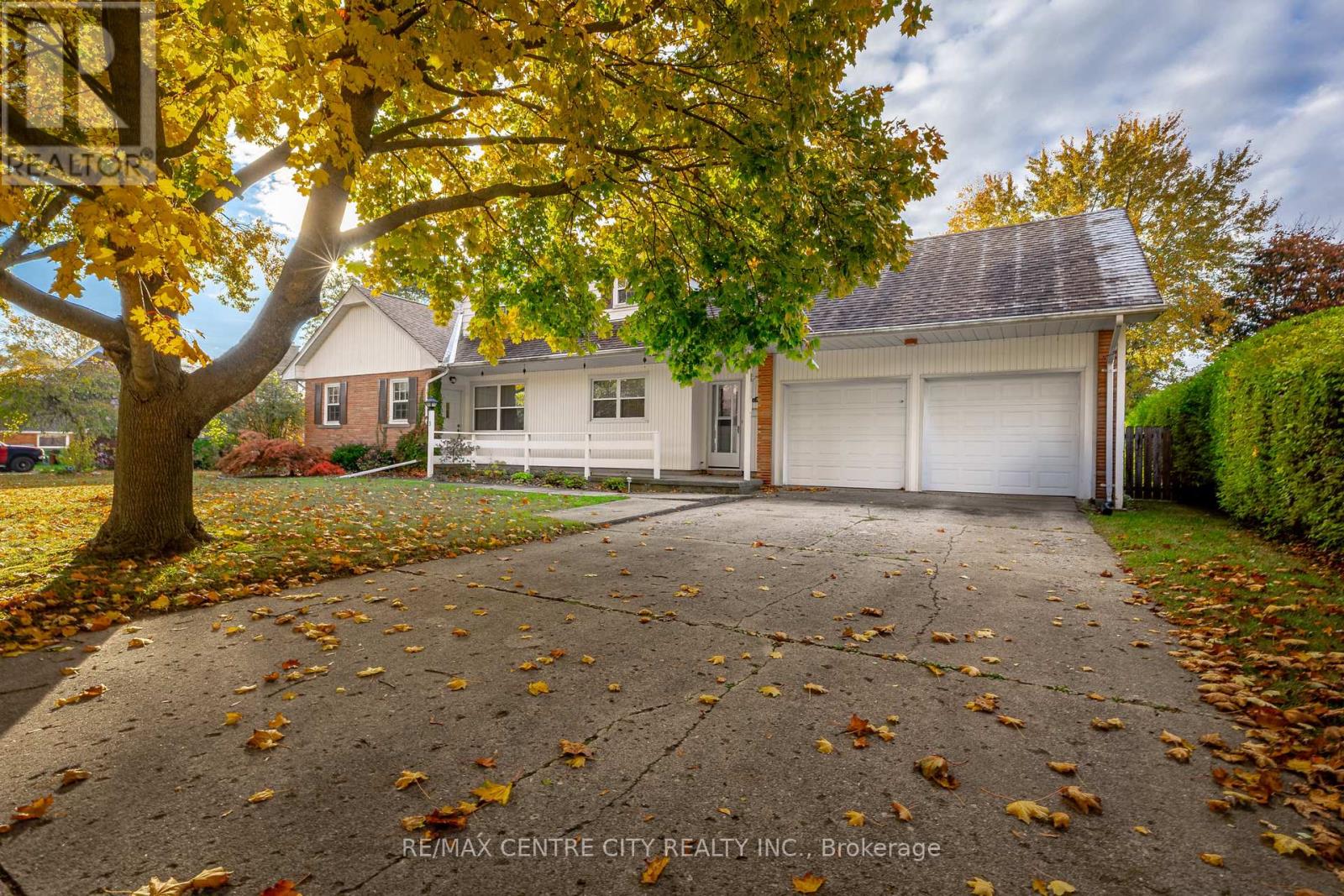 3 Gliddon Ave, St. Thomas, ON N5R 1G3